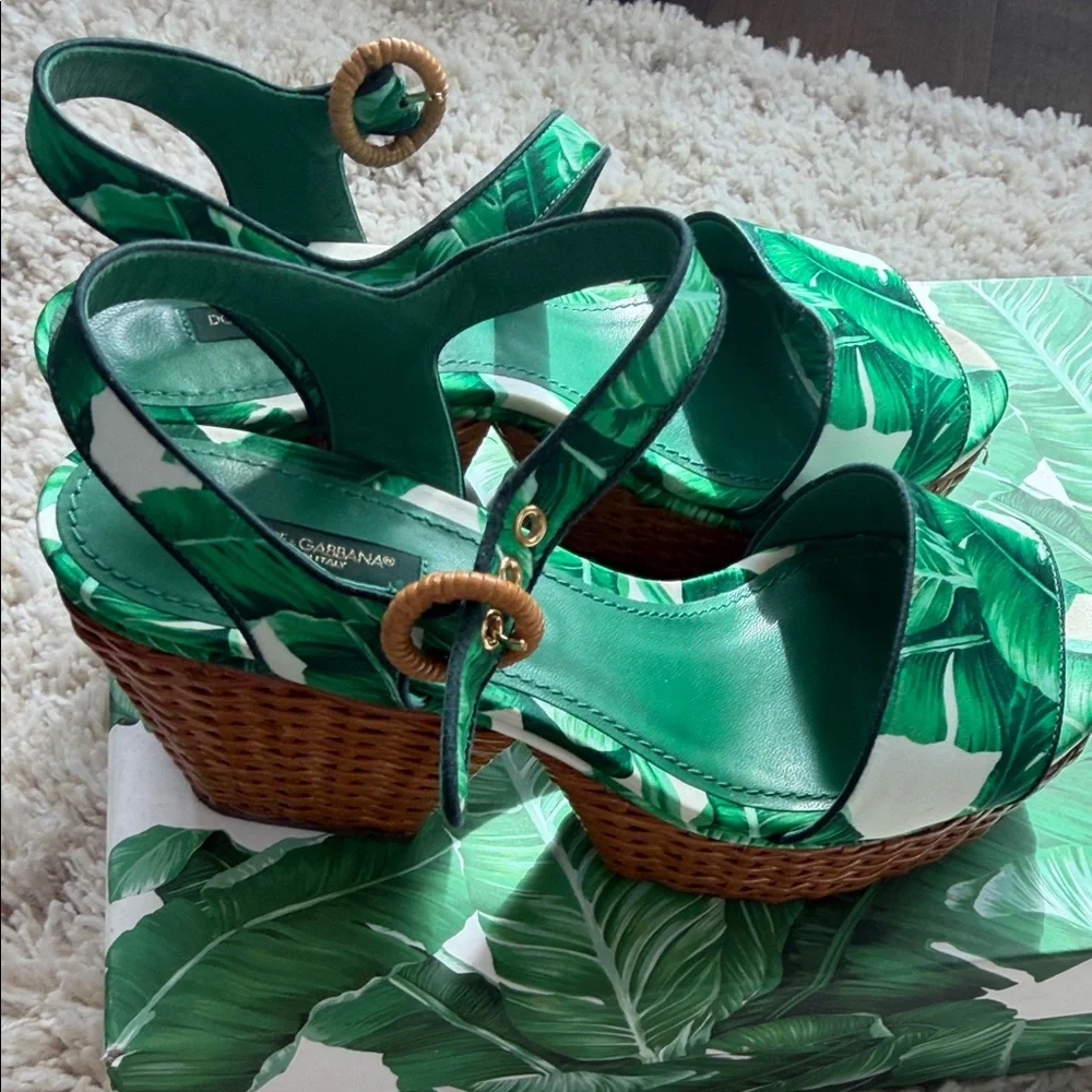Dolce & Gabbana Green Platform Sandals size 40.5 US10 - Picture 12 of 13